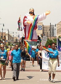 150628_Gay_Parade_535 crop.jpg